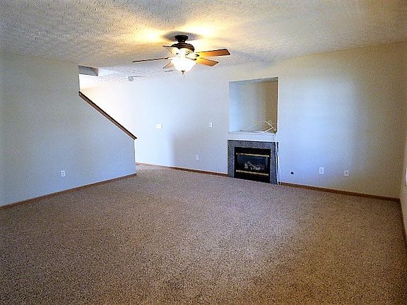 2nd image of 1764 Meadowlawn Dr