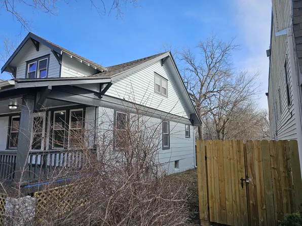 921 S Noland Rd, Independence, MO 64050