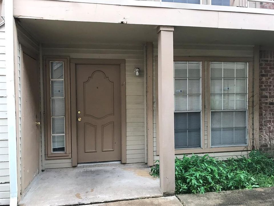 1st image of 11518 Meadow Ln Unit A