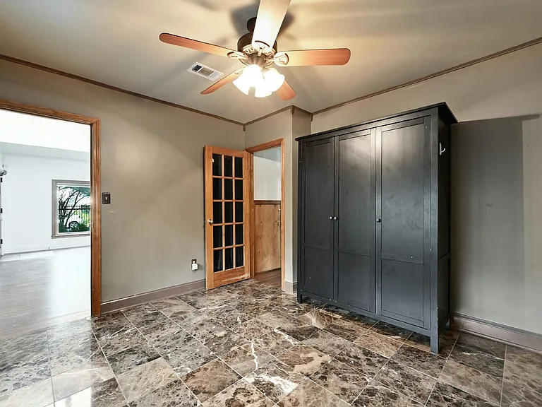 2829 San Gabriel St — Photo 11