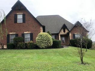 1256 Rippling Waters Cir, Sevierville, TN 37876