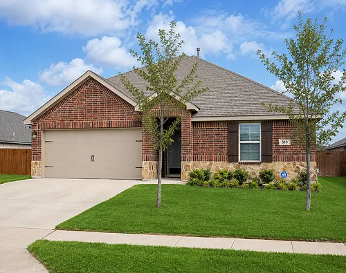 510 Range Dr Photo 1