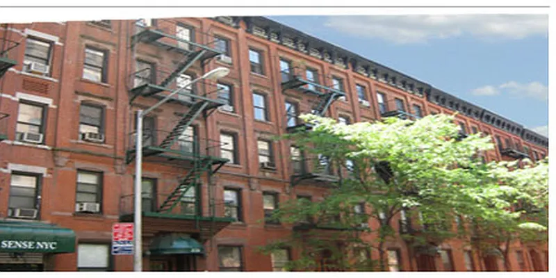 Rented by Renelli Realty Corp. | media 6