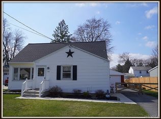 355 N 5th St, Lewiston, NY 14092