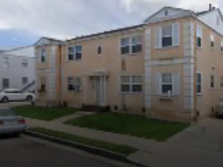 1666-1672 Layfette Rd — Photo 5