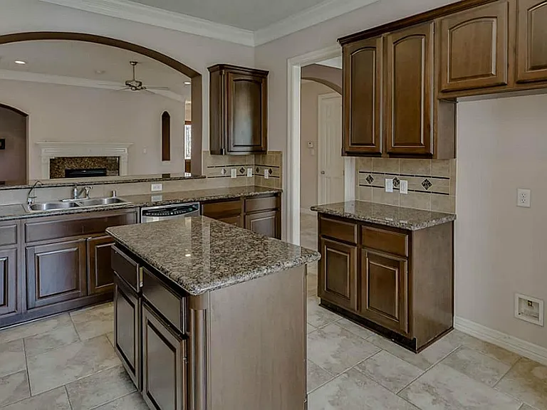 1134 Sopris Dr — Photo 9
