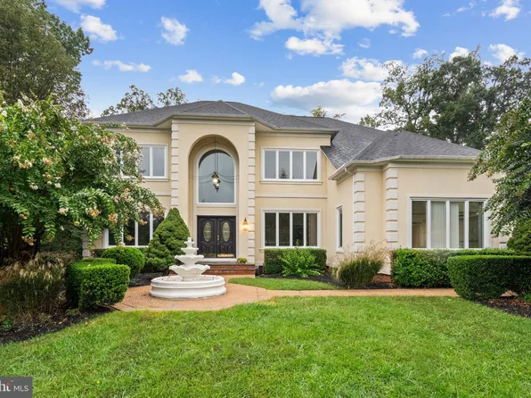 5604 Dean Chapel Ct, Haymarket, VA 20169