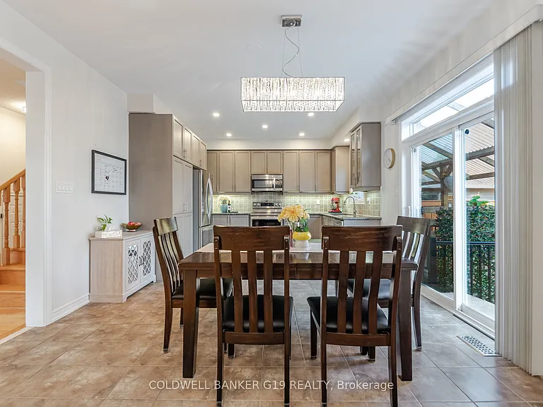 43 Midcrest Cir — Photo 10