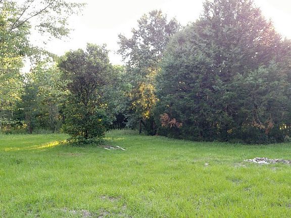 5th image of 249 SW Grassland Way