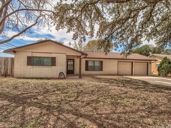103 Quail Dr, Universal City, TX 78148