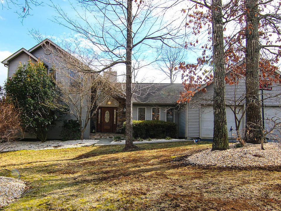 1st image of 2914 Forest Acre Ct