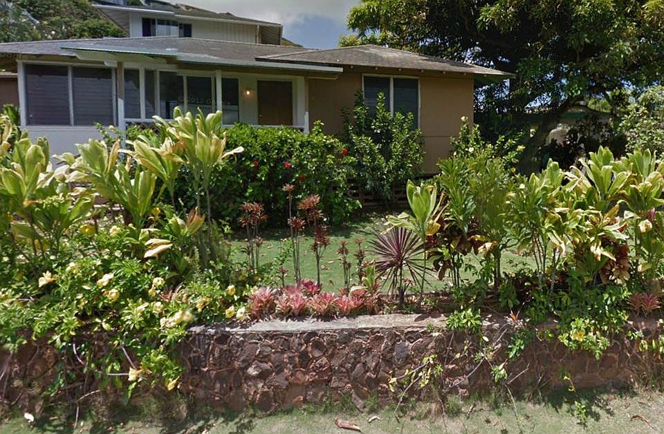Single Family Plantation Style Home