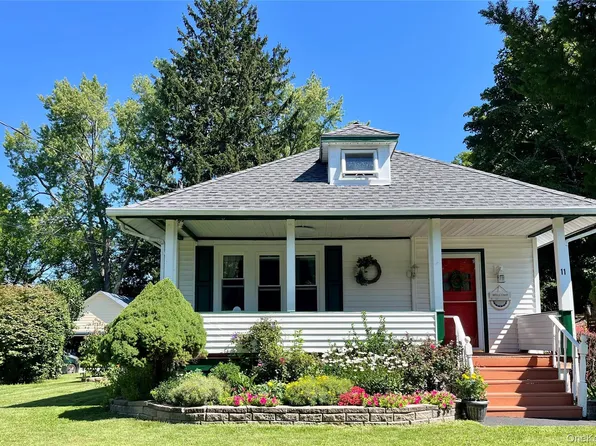11 Rose Place, Central Valley, NY 10917