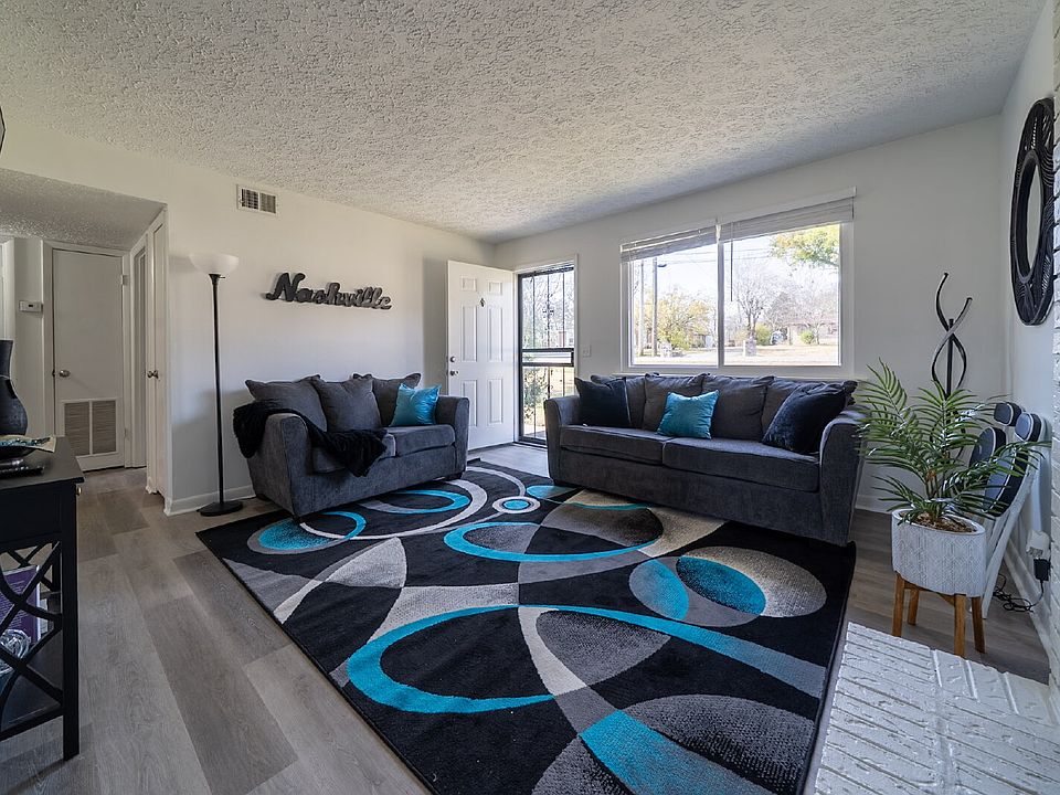 1st image of 3902 Drakes Branch Rd