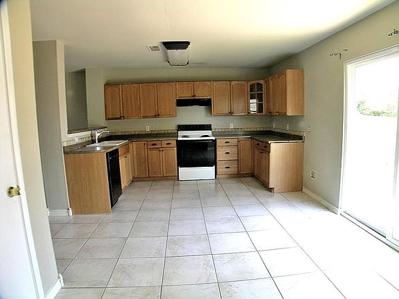4th image of 3305 Bent Creek Dr
