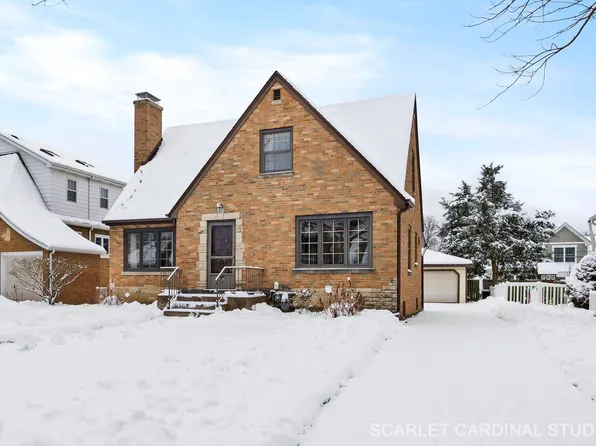 628 S Euclid Ave, Villa Park, IL 60181