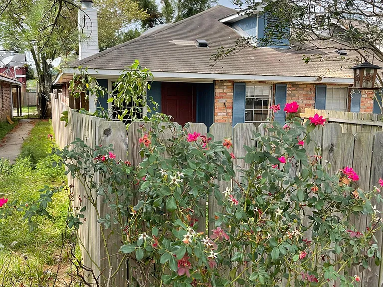 13923 Old Hammond Hwy — Photo 4