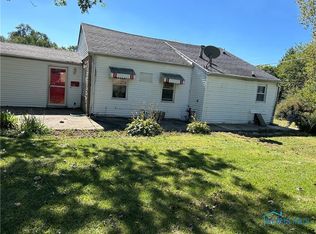 1442 Blandin St, Oregon, OH