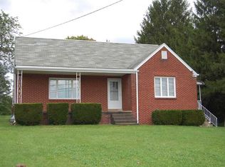 1746 Theatre St, Latrobe, PA 15650