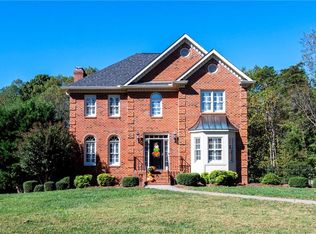 8930 Doubletree Ln, Clemmons, NC 27012