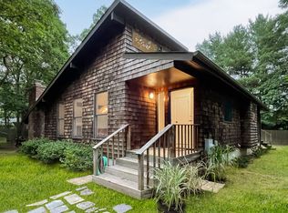 20 Lotus Ave, East Hampton, NY 11937