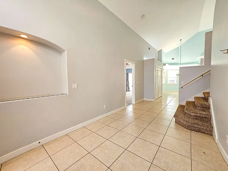 3621 Tipperary Dr — Photo 3