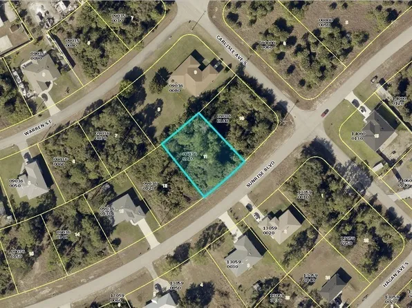 845 Sunrise Blvd, Lehigh Acres, FL 33974