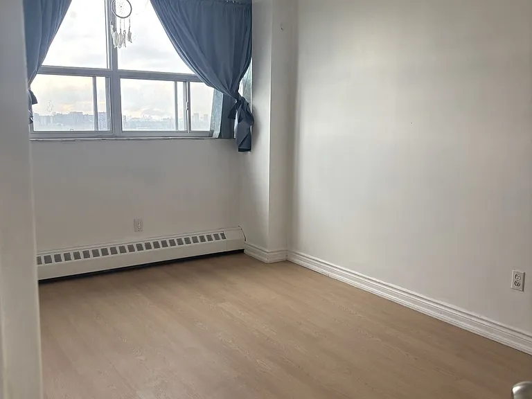 4091 Sheppard Ave E #1601 — Photo 17