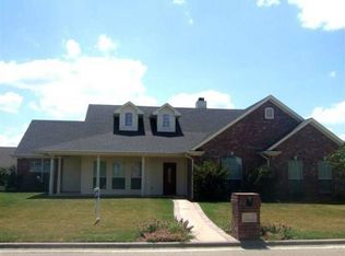 5612 Landsdown Dr, Waco, TX 76708