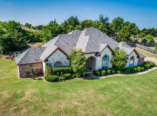 2820 Coldwater Ct, Midlothian, TX 76065