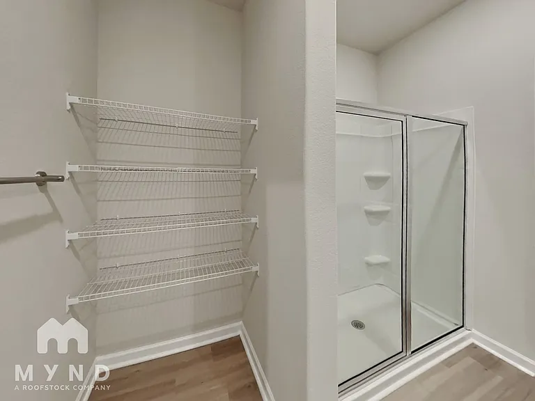 304 New Villas St — Photo 18