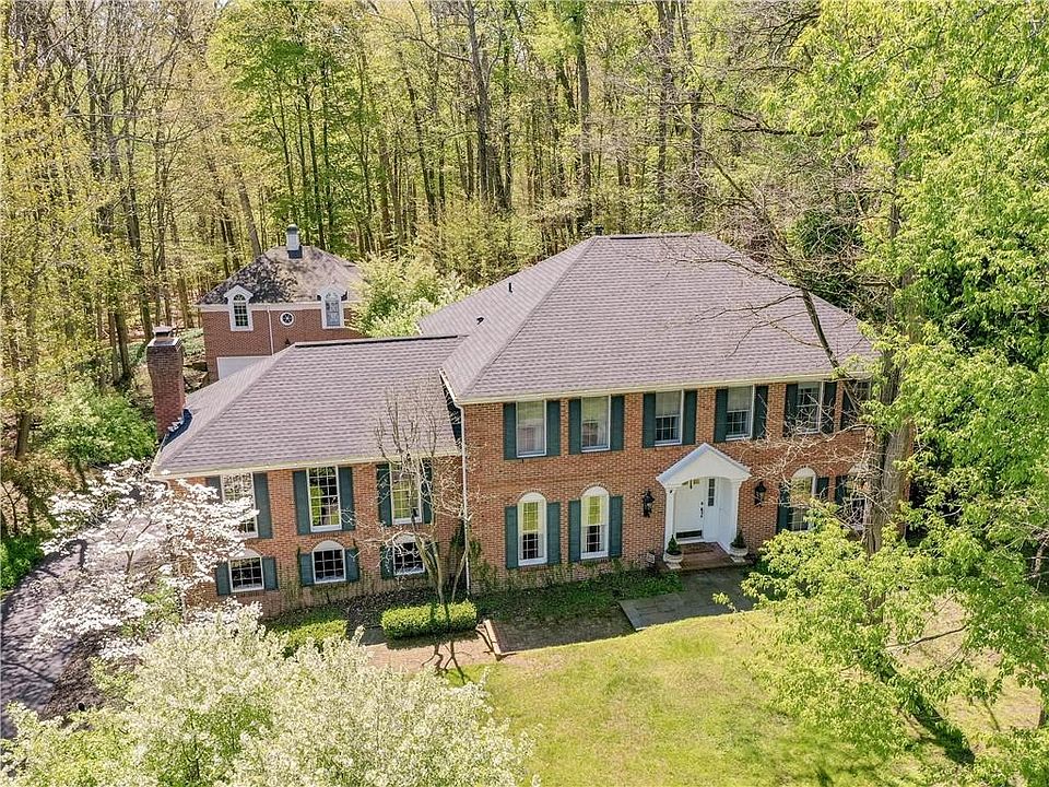 1st image of 23 Park Forest Dr