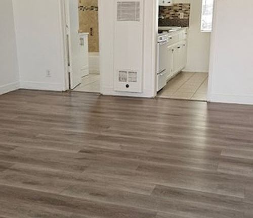 3rd image of 10844 Oxnard St APT 6
