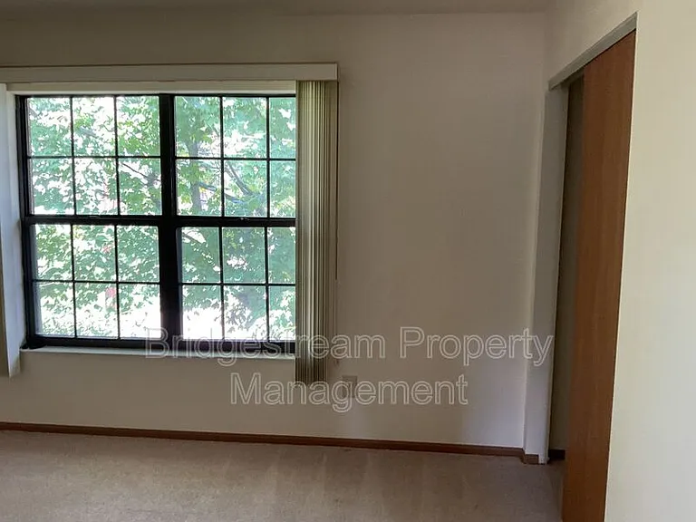 4595 Burchdale St — Photo 11