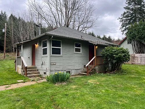 12845 Village Rd Photo 1