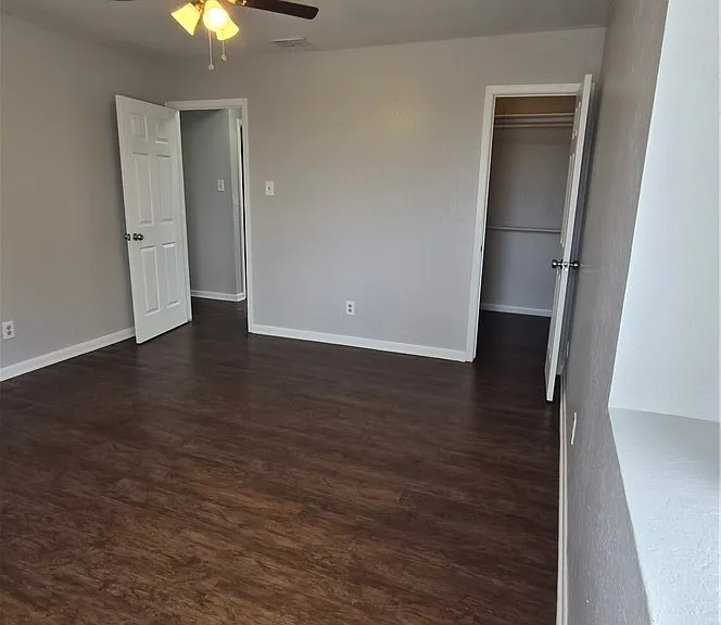 6013 Parkview Dr — Photo 11