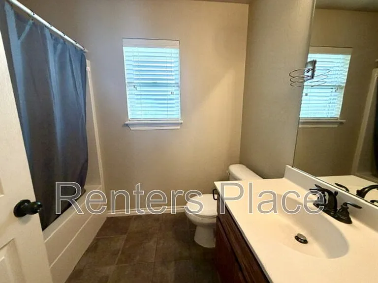 12620 Williamsport Ave — Photo 8