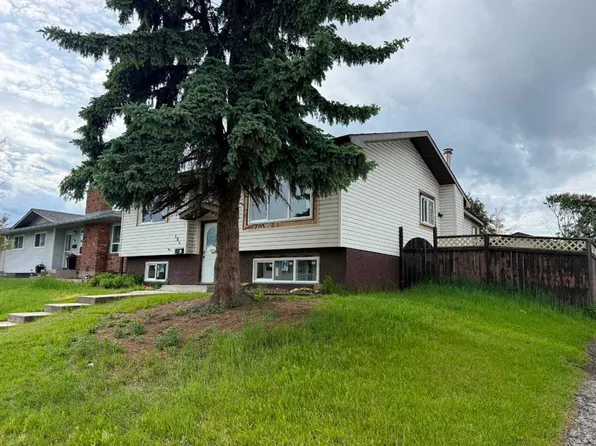 164 S Manora Cres NE, Calgary, AB T2A 4S5