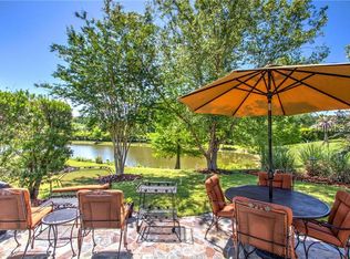 12 Pineapple Dr, Bluffton, SC 29909