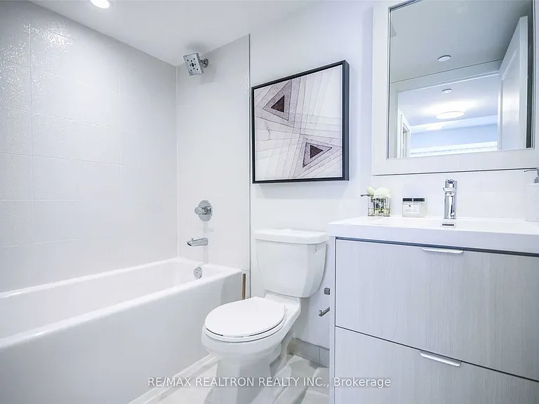80 Vanauley St #Townhouse 121 — Photo 32