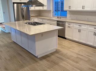 306 28th St #306, Hermosa Beach, CA 90254