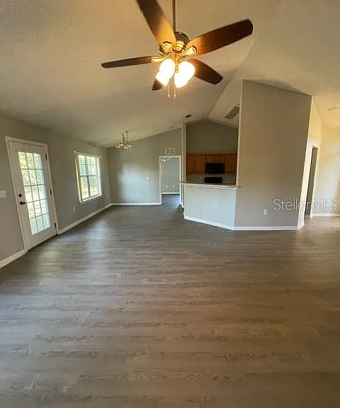 48 Renworth Ln — Photo 5