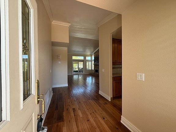 2nd image of 1605 El Paseo Dr