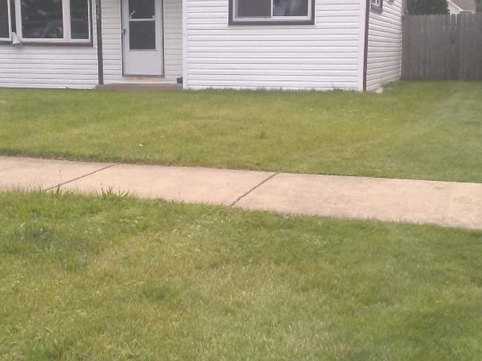 2nd image of 8524 Laramie Ave