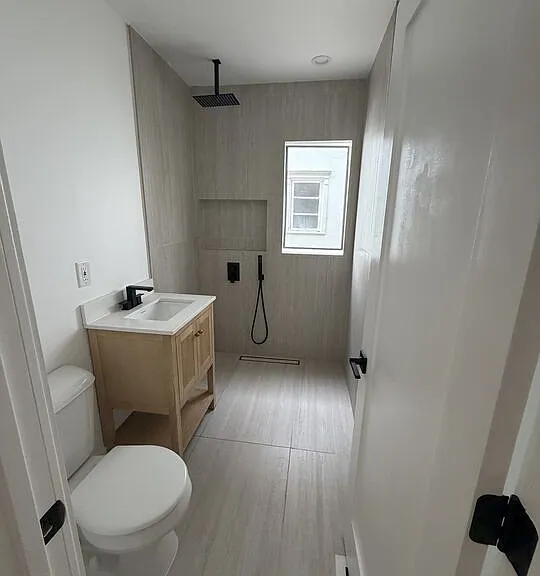 8730 Holloway Dr — Photo 8