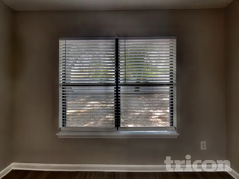 5357 Whitecastle Ct — Photo 5