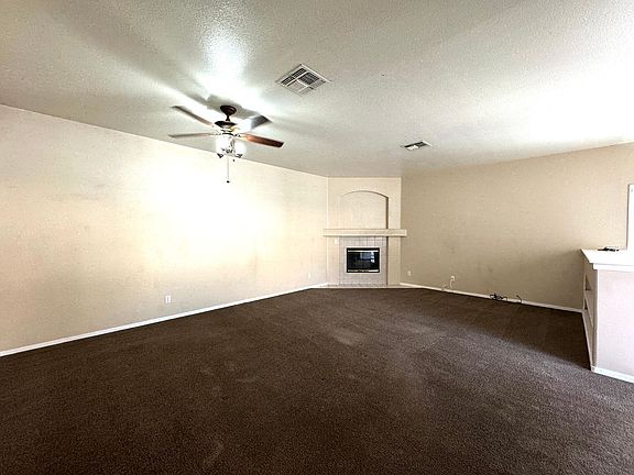 3rd image of 1900 N Torrey Pines Dr Unit 127