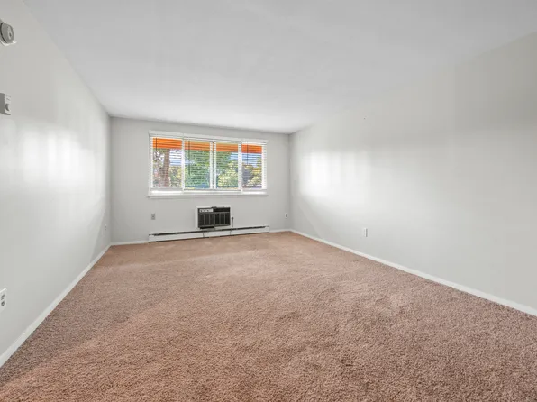 139 Hilliard St APT D, Manchester, CT 06042