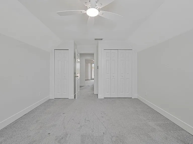 17337 Phlox Dr — Photo 29