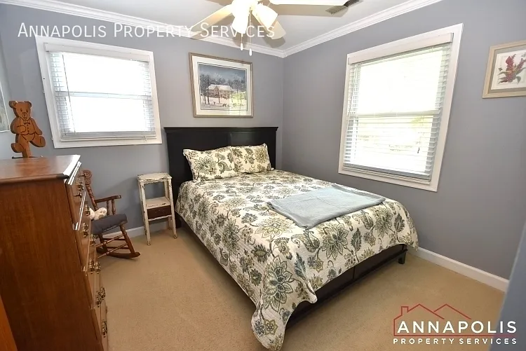 957 Highpoint Dr — Photo 13